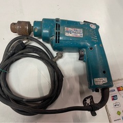 makita　マキタ　電動ドリル　振動ドリル　震動ドリル　電気ドリル　10㎜　HP1030　電動工具　現場　DIY　チャック付　稼働確認済　中古　③の画像