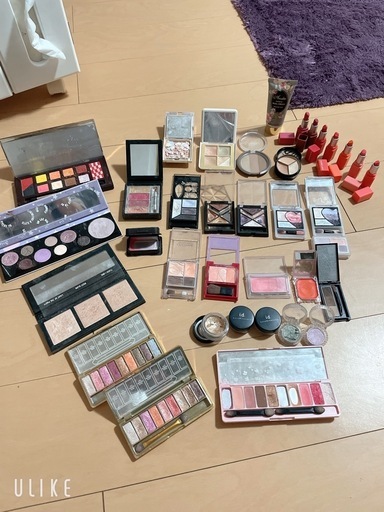 コスメまとめ売り3枚目追加 (青色) 新宮中央のメイクアップの中古