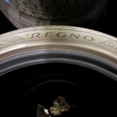 交渉　2021年製225 40 R18 ブリヂストン レグノ 4本ノーマルセット 溝まだありの画像