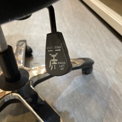 【オフィスチェア】【ブラック】クリーニング済み【管理番号1204】 橋の画像