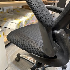 【オフィスチェア】【ブラック】クリーニング済み【管理番号1204】 橋の画像