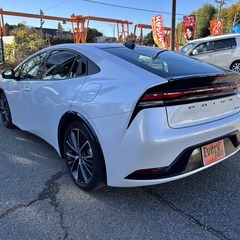 自社ローンあり！ガソリン100リットルプレゼント✨アラウンドビューモニター✨前後ドラレコ✨ガラスルーフ✨トヨタ☆プリウス☆Z☆2000cc☆5人乗り☆の画像