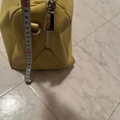 フルラ　ショルダー付きハンドバックの画像