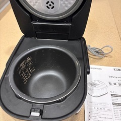 炊飯器の画像