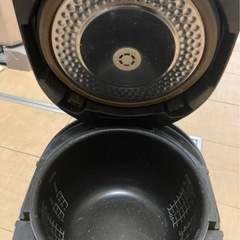 炊飯器の画像