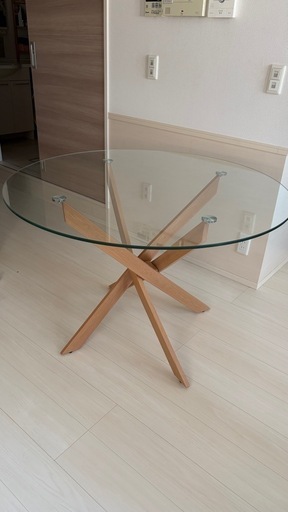 【新古品！】ダイニングテーブル 丸テーブル ガラス 配送可能！ 【元値:24,700円】