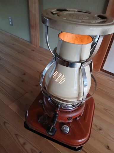 ニッセン石油ストーブレトロアンティーク (John Doe) 赤磐の季節、空調