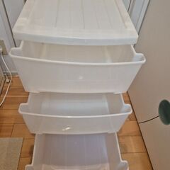 3段の衣装ケースをお譲りします！の画像