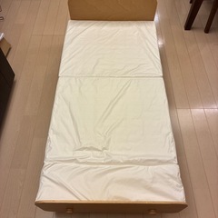 ベビーベッド　HOPPL マット付　延長付の画像