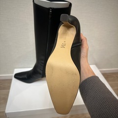 DAIANA ブーツ新品の画像