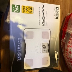 TANITA 体重計の画像