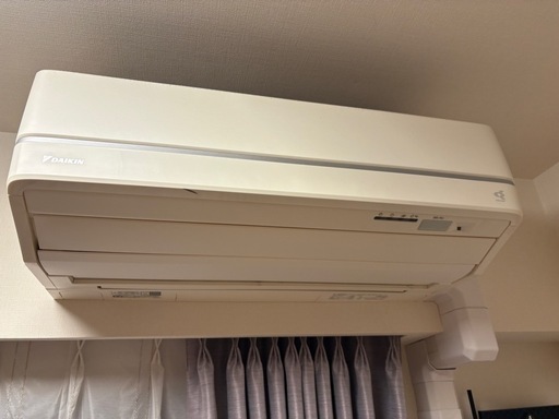 ダイキン　エアコン4台(18畳1台、6畳3台)
