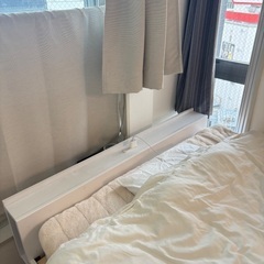 ★ダブルベッド　ホワイト系美品★の画像