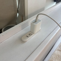 ★ダブルベッド　ホワイト系美品★の画像