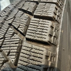 バリ溝175/70R14 VRX スタッドレス の画像