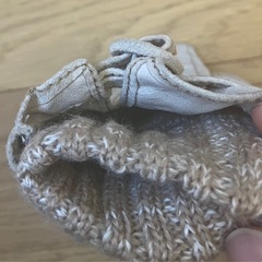 【暖か】スエード調手袋 ベルト付 ニットリブ ベージュ 美品の画像
