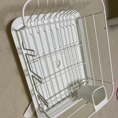 水切りカゴ ホワイト スチール製の画像