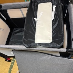 ベビーベッドの画像