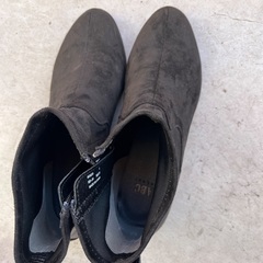 レディース　黒ブーツ（L）2回着用　スウェード調　ABCマートの画像