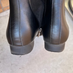 レディース　黒ブーツ（L）2回着用　スウェード調　ABCマートの画像