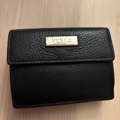 値下げ！FURULA(フルラ) 三つ折りレザーウォレット   美品の画像