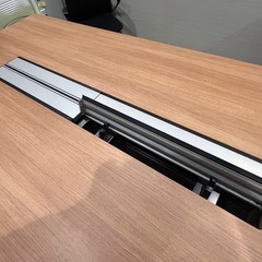 オフィスデスクの画像