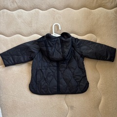 ZARA キッズ ブラック キルティングコート 92cmの画像