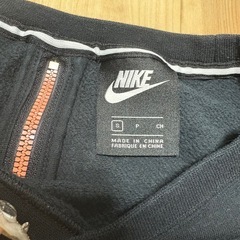 NIKE ナイキ　レディース　トレーナー　パーカーの画像