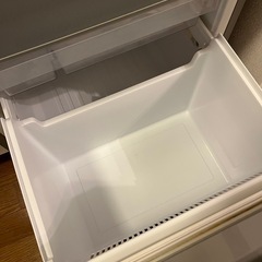 AQUA AQR-16D 冷蔵庫　2015年製の画像