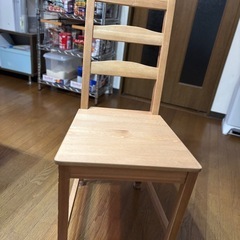 ダイニングテーブル(油圧式)、椅子4脚セットの画像