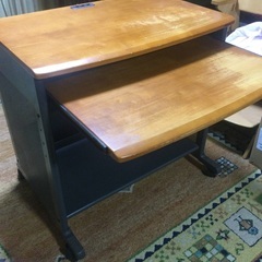 PCデスクの画像