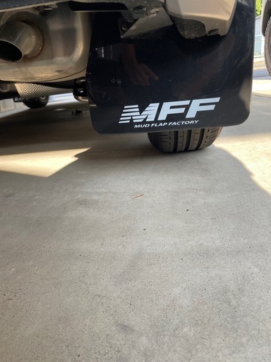 MFF マッドフラップ リアのみ 左右2枚　トヨタヤリス 金具なし 中古