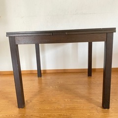 IKEA イケア　伸縮式ダイニングテーブルの画像