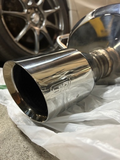 レヴォーグSTIパフォーマンスマフラー