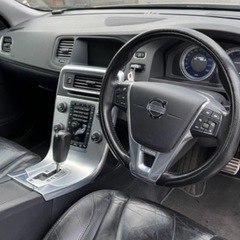 【総額34.5万円‼️】ボーナスSALE特別車！ボルボV60T4Rターボ！A305の画像