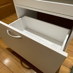 ◆フクダクラフト◆レンジボード KZS-NLPJ スライド棚付き 白 AC付きの画像