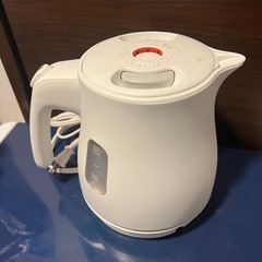 【無料】電気ケトル+モニター セットの画像