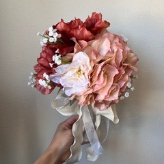 ウエディングブーケ ブートニア付きの画像