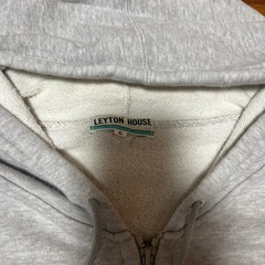 パーカーの画像