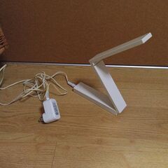 無印のLEDモバイルライトの画像