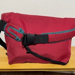 AIGLE メッセンジャーバッグ
の画像