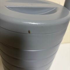 ラウンド真空ハイブリッドコンテナ　
　の画像