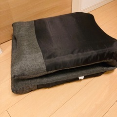 折り畳み座椅子の画像