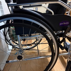 介護車椅子の画像