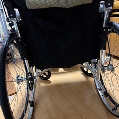 介護車椅子の画像
