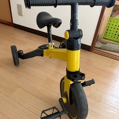三輪車の画像