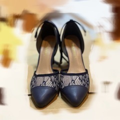 ヒール 青 パンプスの画像