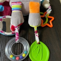 可愛い動物のモービル ベビー 知育 おもちゃ 蜂と子犬の画像