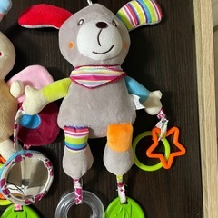 可愛い動物のモービル ベビー 知育 おもちゃ 蜂と子犬の画像