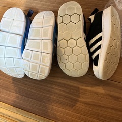 adidas NIKEの画像